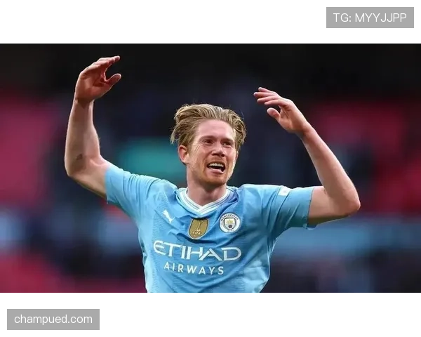 接管中场直塞撕后防，德布劳内本季胜过上季