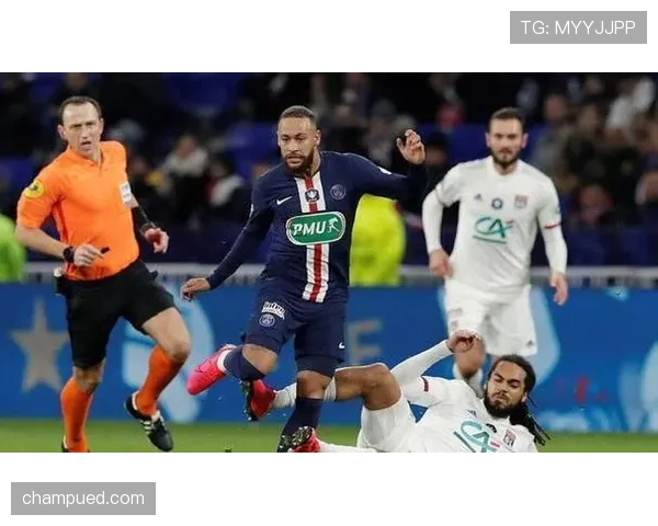 内马尔职业生涯解析：天赋兑现的上限与争议背后的制约因素